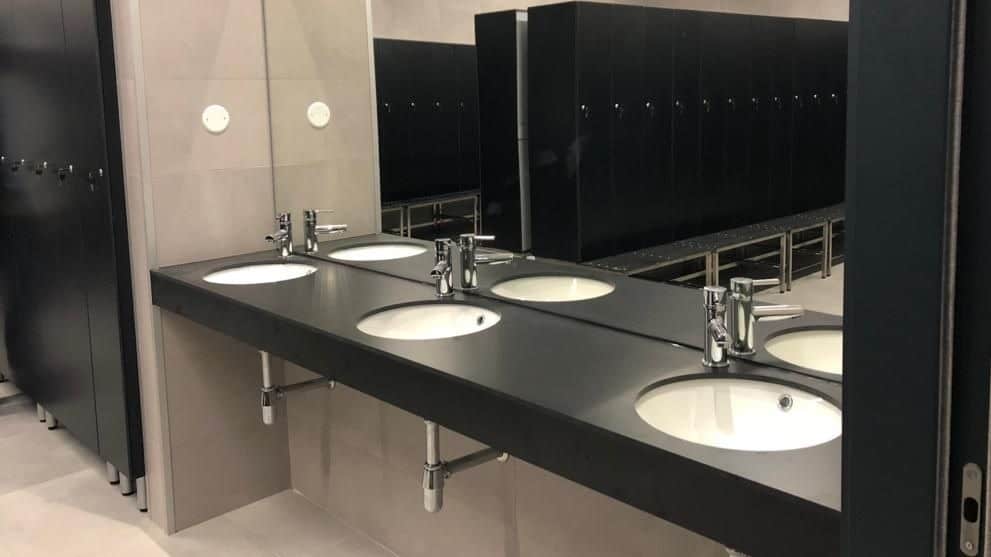bancadas em fenolico; wc tops;